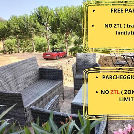 הוילה קאסטלמארה דל גולפו Casale Ginisara מראה חיצוני תמונה