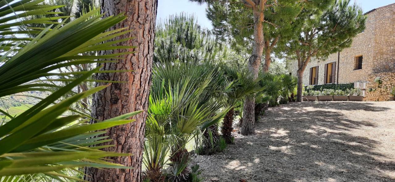 הוילה קאסטלמארה דל גולפו Casale Ginisara מראה חיצוני תמונה